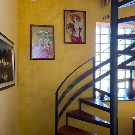 The Stylish House * Adrano
